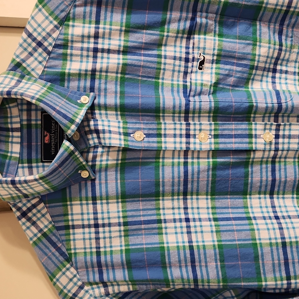 Vineyard Vines Slim Fit Tucker Shirt long sleeve button down shirt